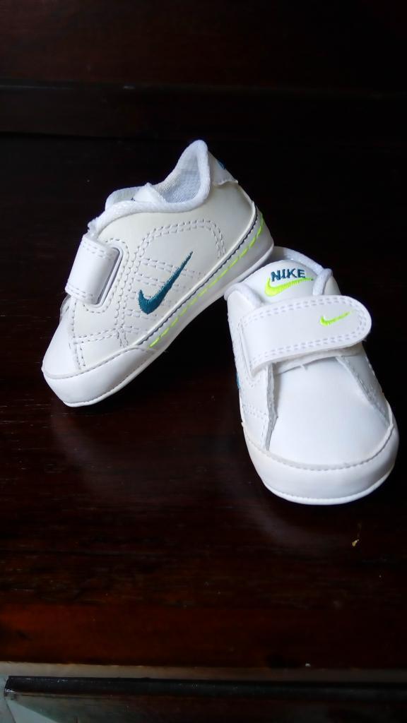 Vendo Zapatillas Nike para Bebe