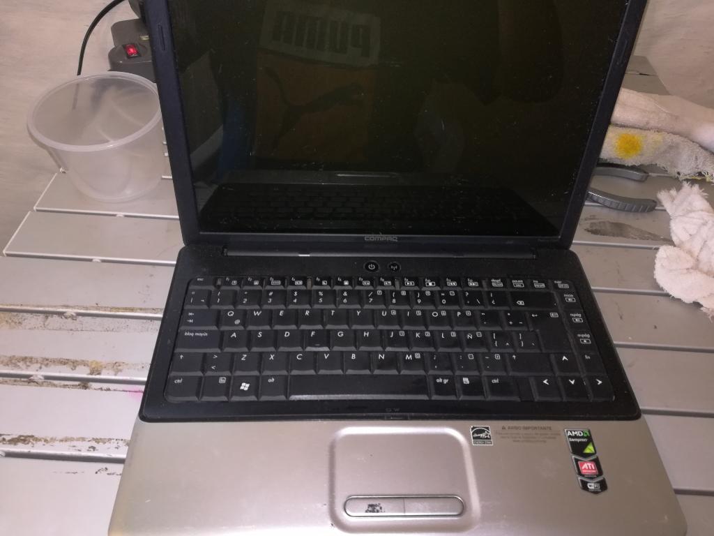 Vendo Portátil Hp Q para Repuesto