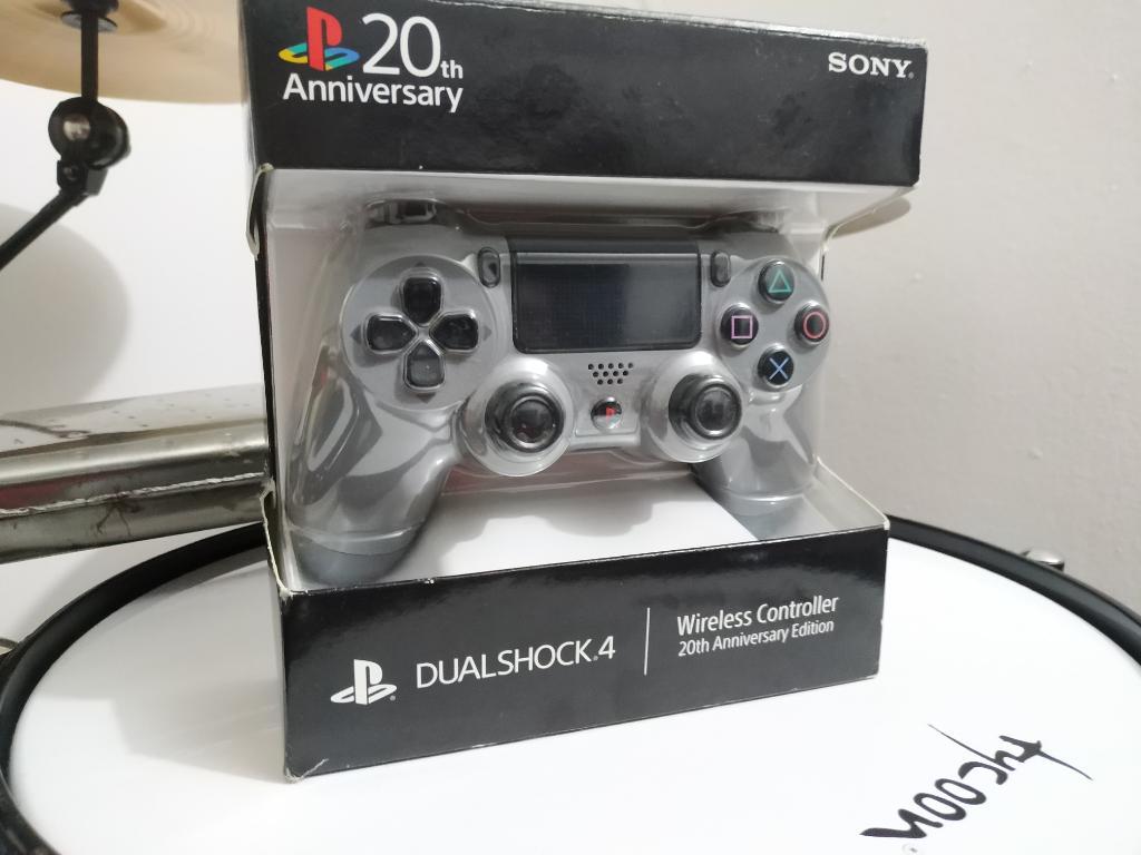Control Ps4 20 Aniversario