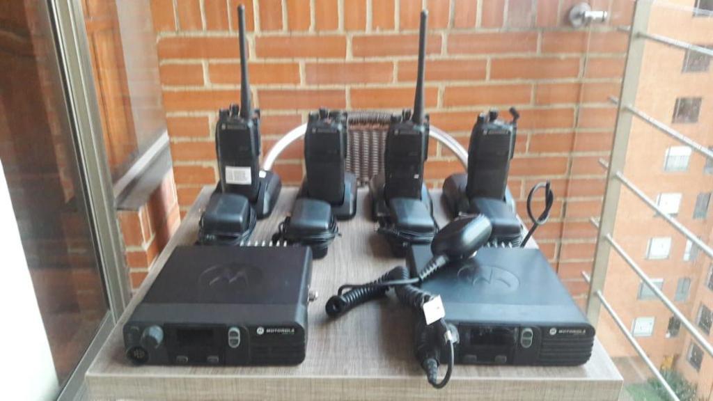 EQUIPO DE COMUNICACIONES MOTOROLA..Radios..