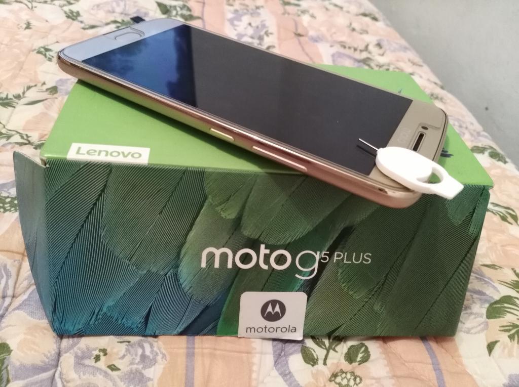 Moto G5 Plus Como Nuevo