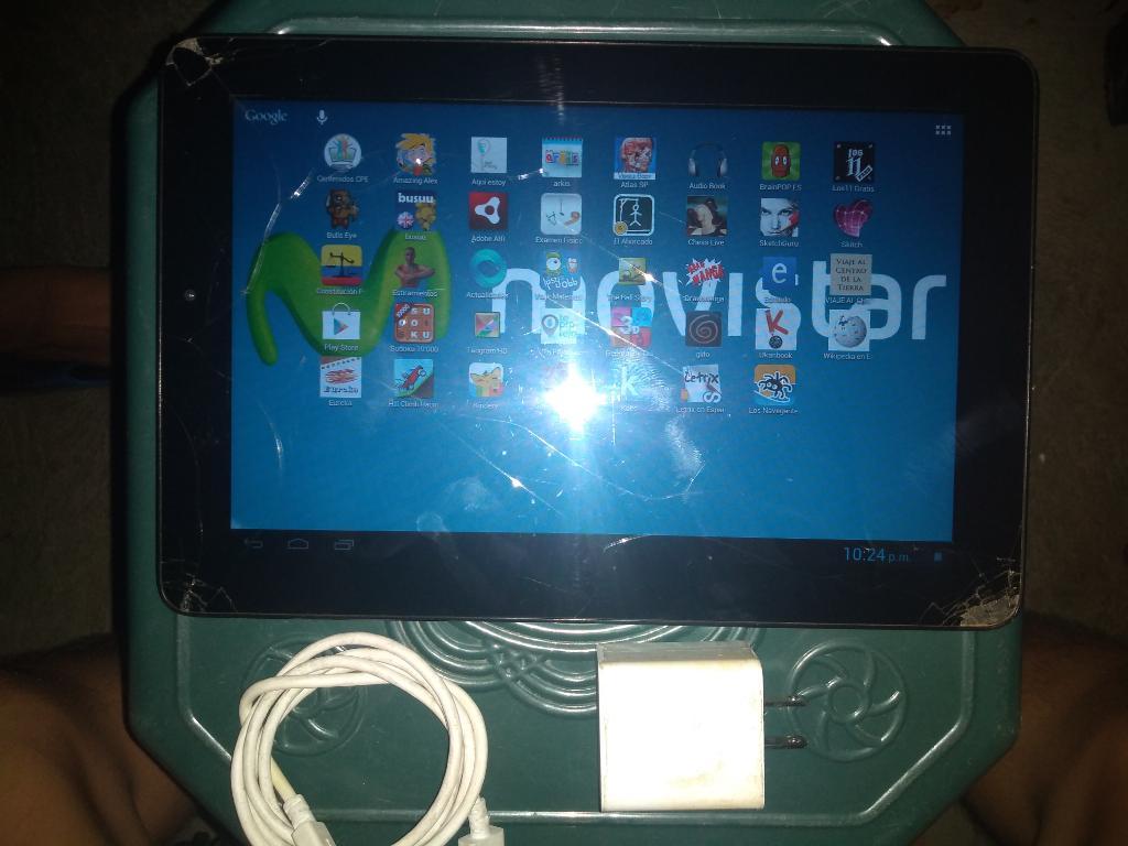 Vendo Tablet con Cargador Original