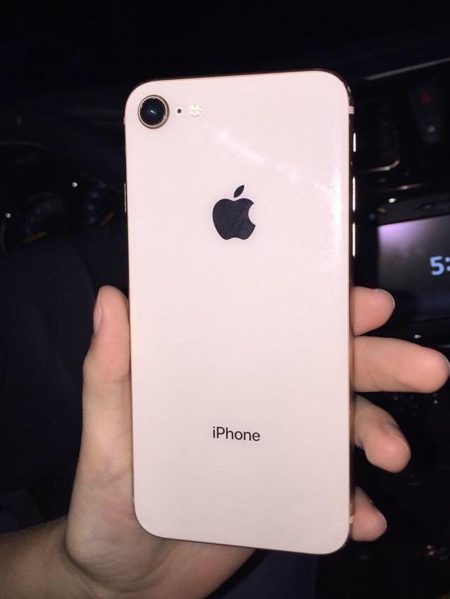iPhone 8 Color Gold, 64 Gb