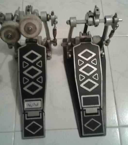 Pedal o twin Doble Bombo New Beat Dp2012tw.