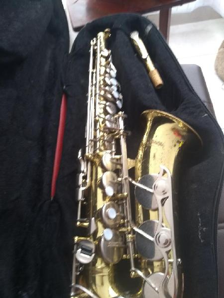 Saxofón Alto Yamaha