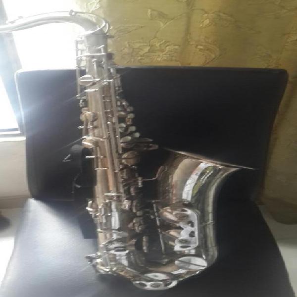 saxofon tenor skylar plateado