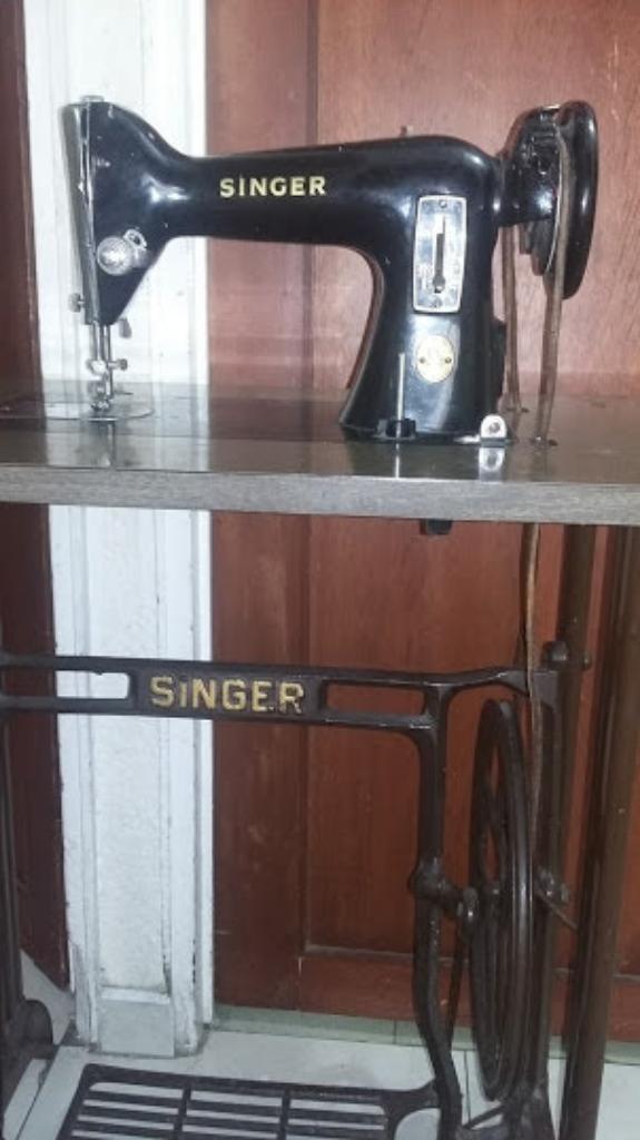 Maquina de Coser Singer
