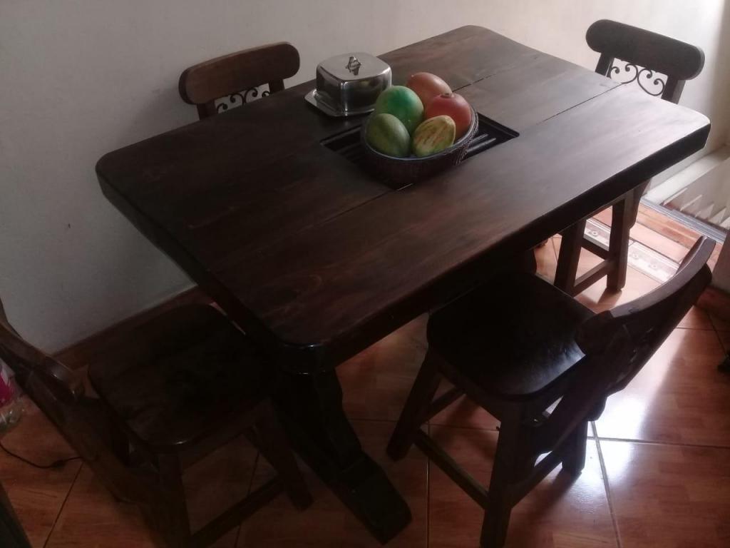 Vendo comedor rustico