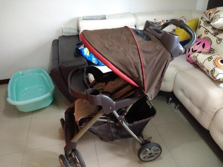 Coche Graco Usado Porta Bebe Con Base Carro Y Paseador Inf