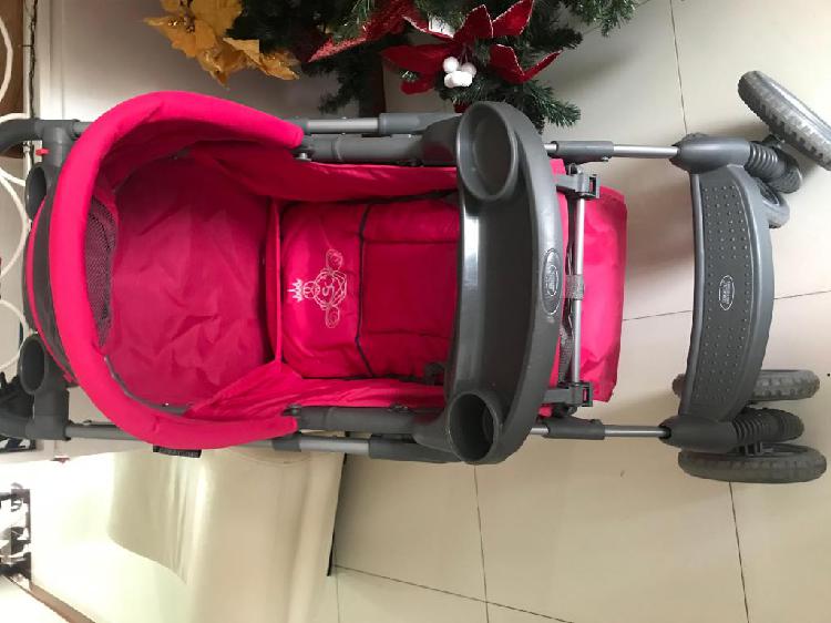 Coche para nia con silla porta bebe