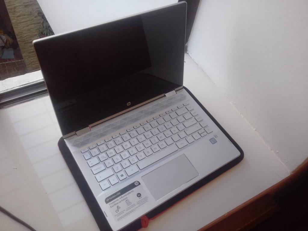 Laptop 2en1 convertible HP xcdla