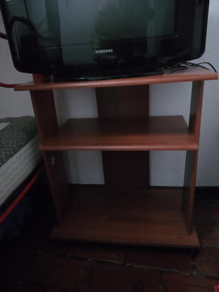 Mesa Tv Como Nueva