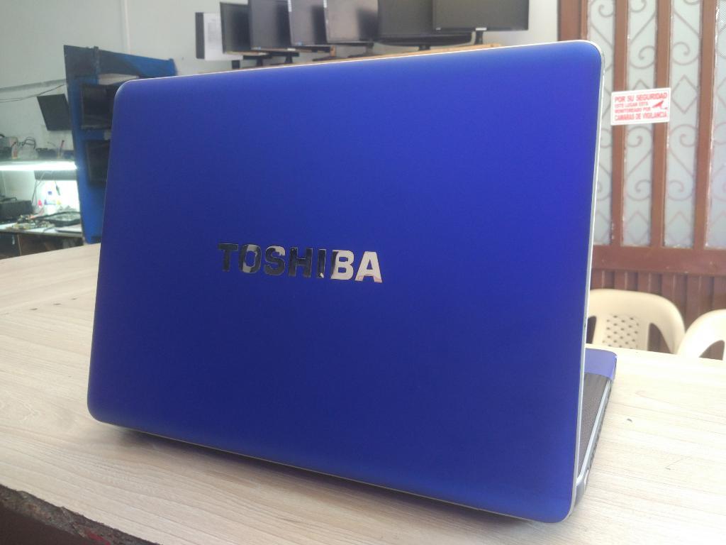 Toshiba Core I3 Hermoso