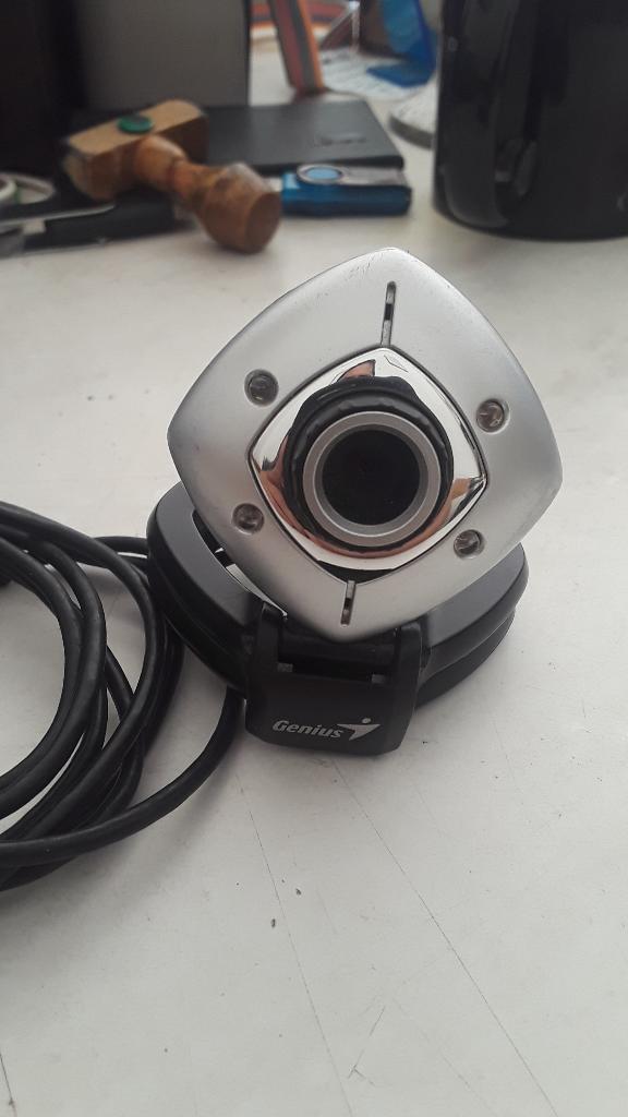 Vendo Camara Genius en Perfecto Estado