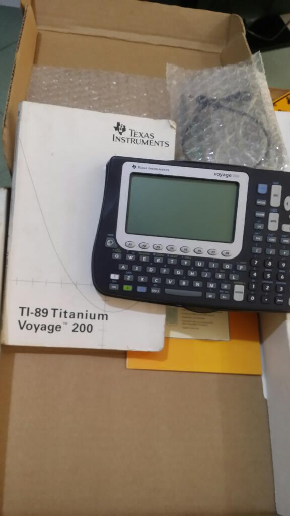 Calculadora Texas Instroments Voyage 200