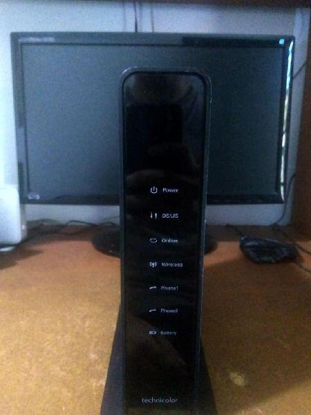 Router wifi marca Technicolor