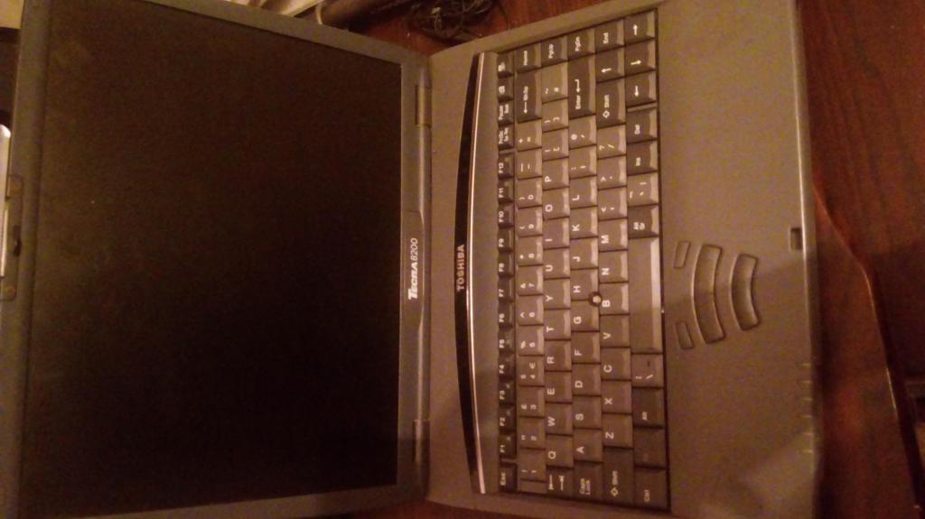 Se vende para repuesto toshiba tecra 