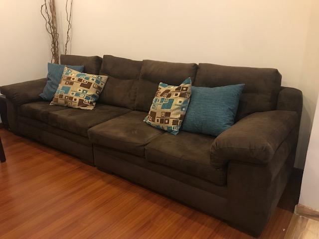 Sofa amplio de esquina de tres muebles muy comodo