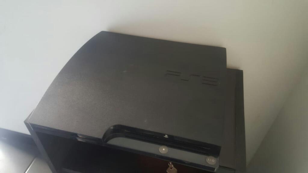 Se Vende Play Station 3 Slim