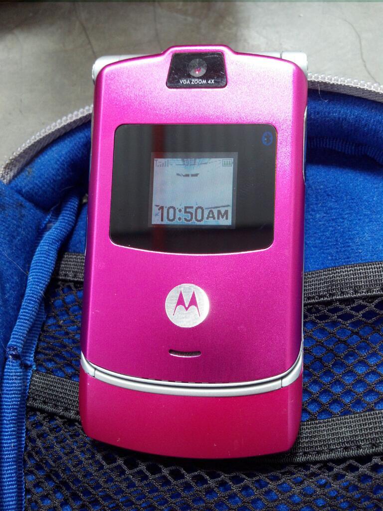 Celular Clasico Motorola V3 Fucsia Full