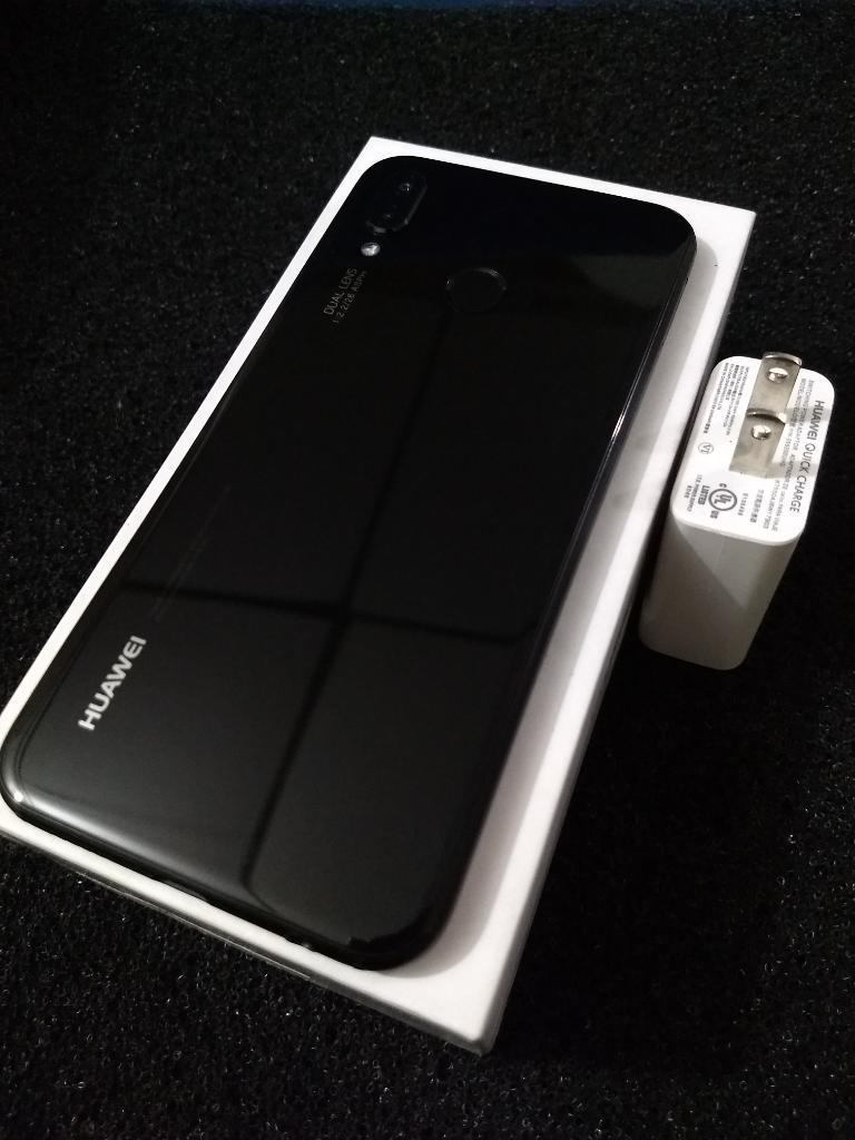 Vendo Huawei P20 Lite en Caja Cargador