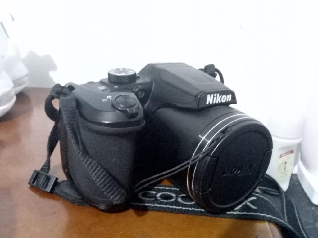 Nikon Coolpix B500 Semiprofesional