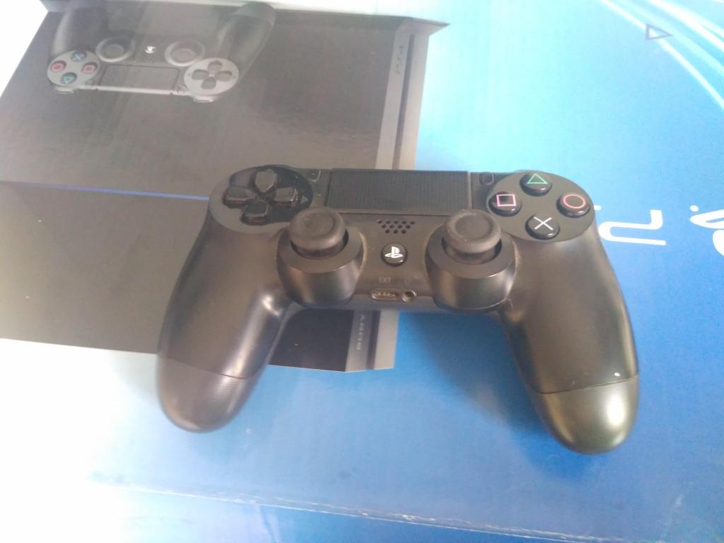 Caja original ps4