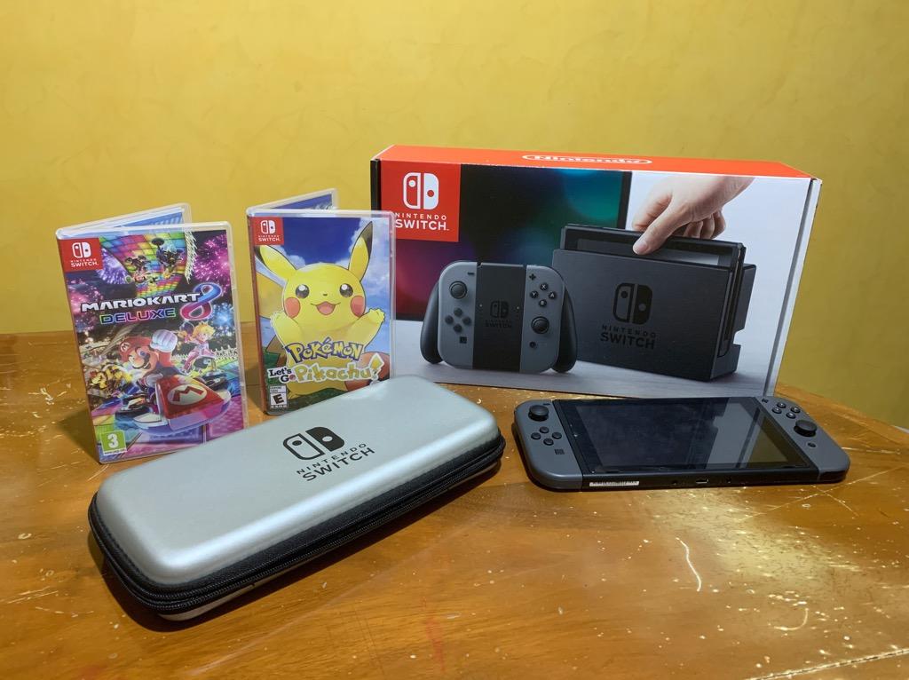 Nintendo Switch Usada,2 juegos y estuche