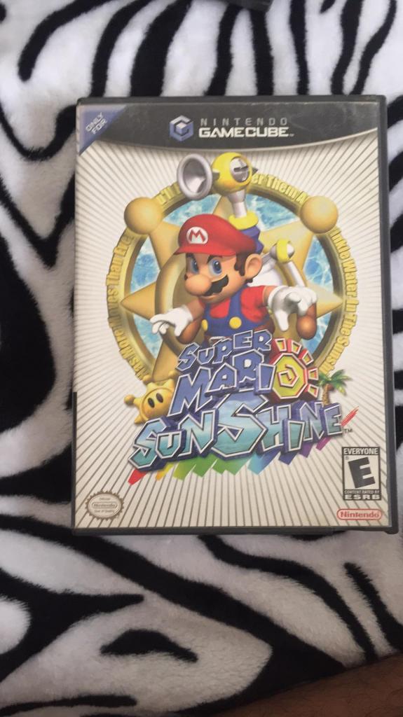 Super Mario Sunshine Nintengo Game Cube