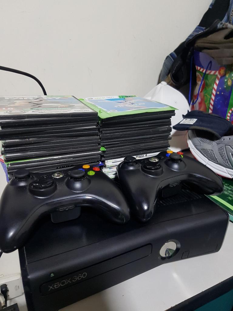 Xbox Slim 16gb 60 Juegos 2 Controles