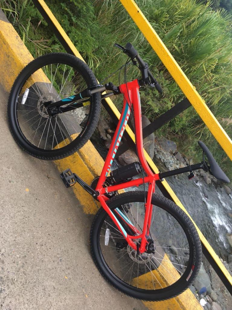 Bicicleta SPECIALIZED MYKA usada