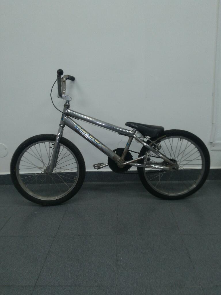 Bicicleta con Bmx