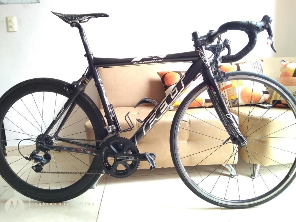 bicicleta profesional de 7.5kg, en carbono, rin ZIPP