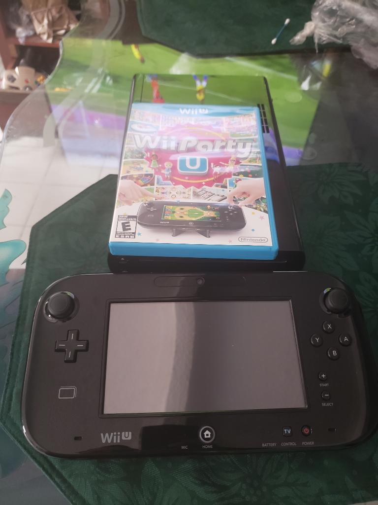 Wii U 32 G Completa con Wii Party