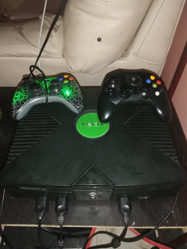 Xbox Clasico con Disco Duro 80gb