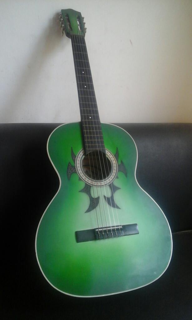 Guitarra Acustica