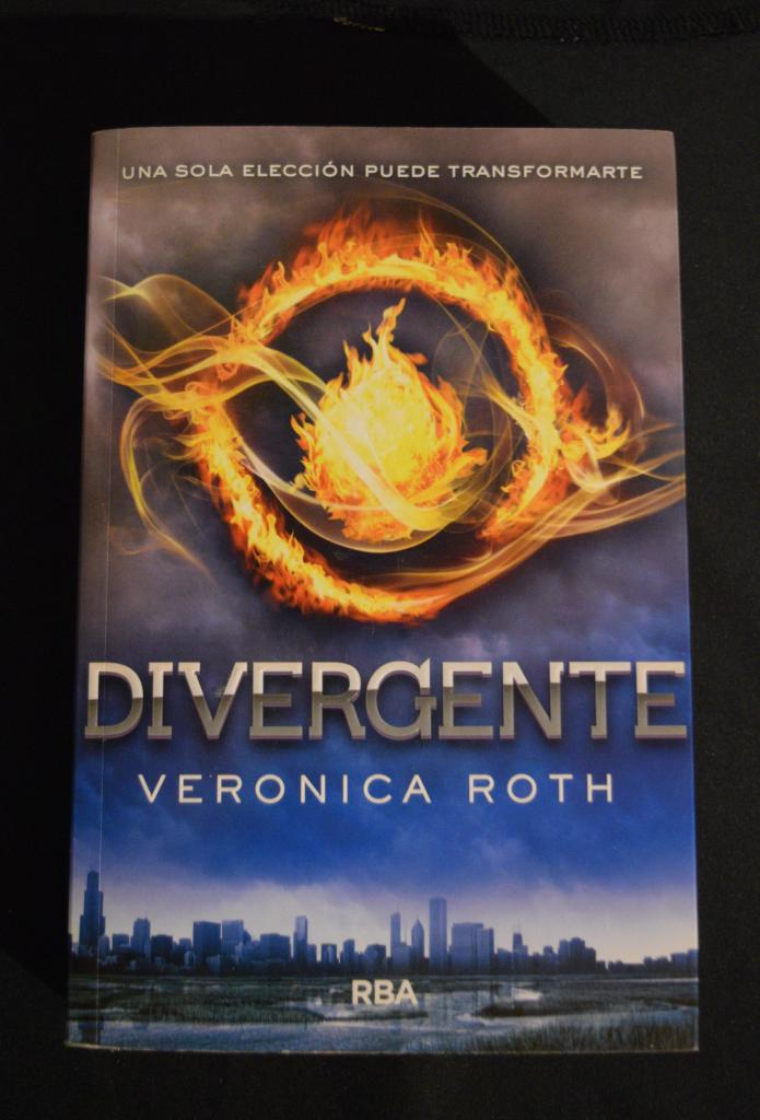 Vendo Libro Divergente Veronica Roth