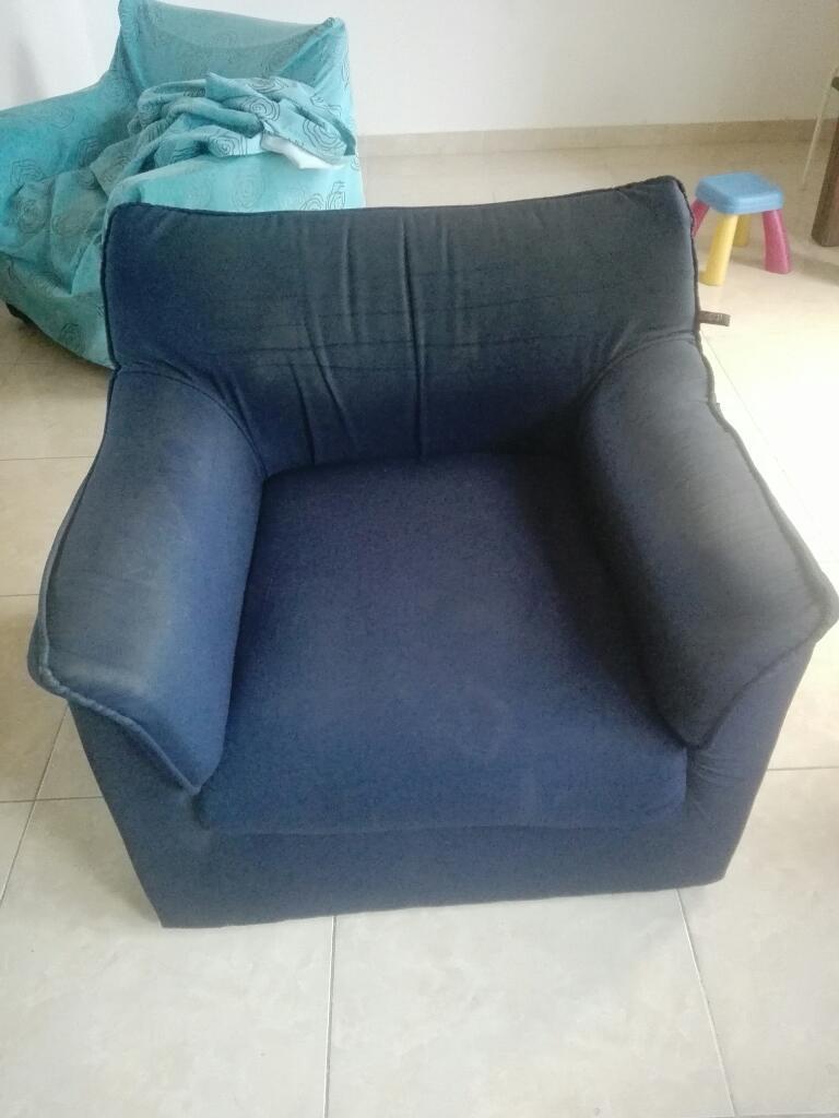 Sofa Azul Engamusado