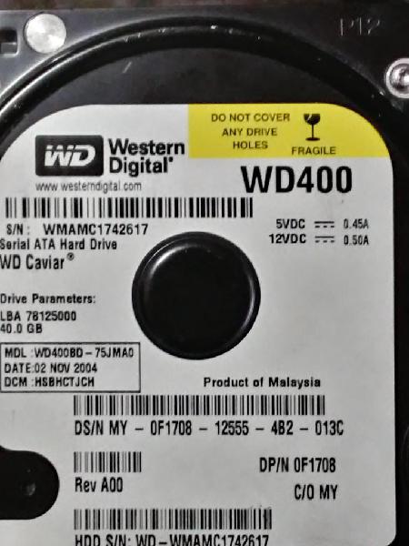 2 Discos duros de PC 40Gb c/u SATA e IDE Wester Digital y