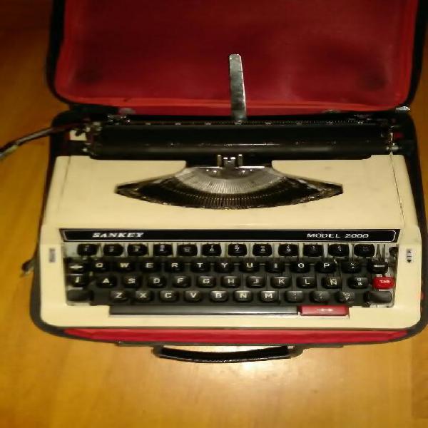 Maquina de Escribir Sankey Modelo 2000