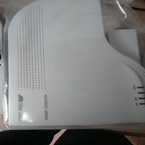 Router de Fibra Optica Allied Telesis