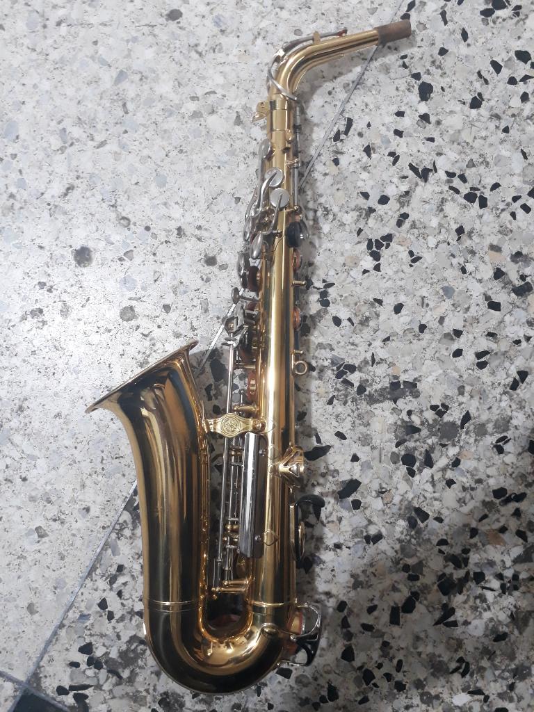 Saxofon Alto Yamaha Yas 26 Como Nuevo
