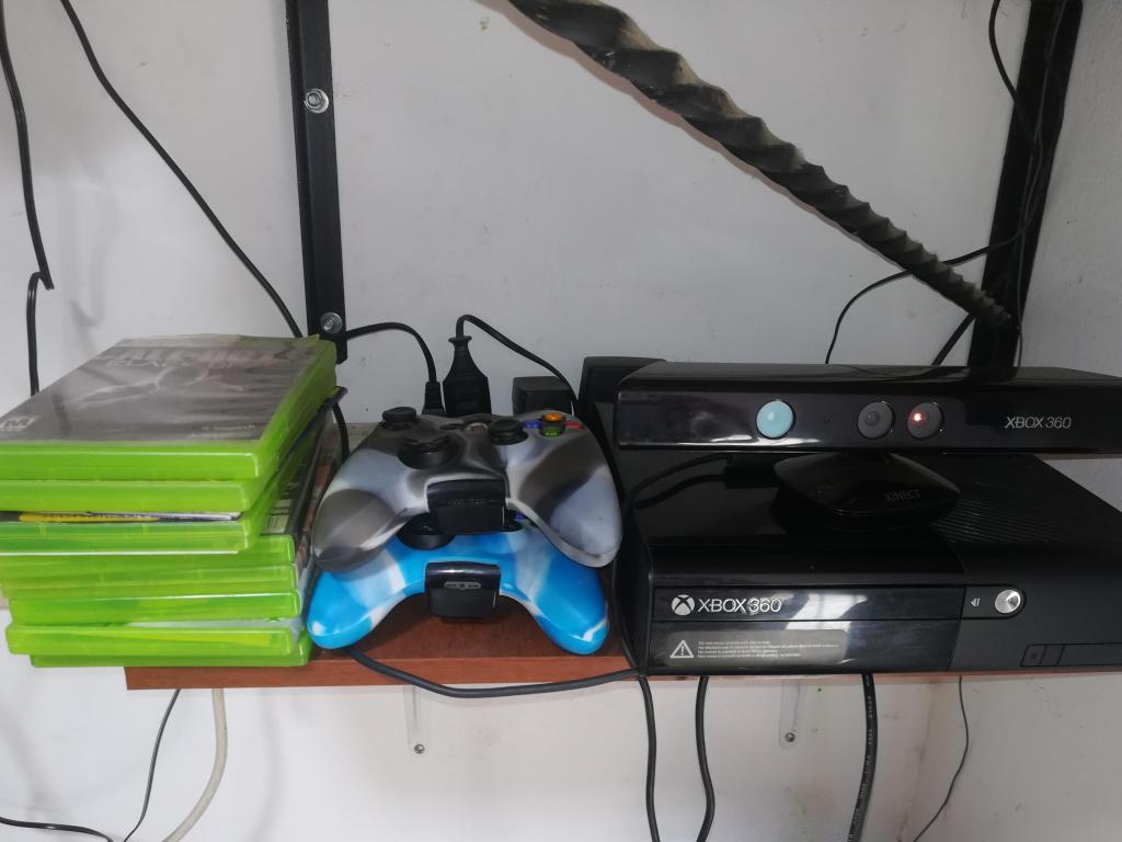 Vendo XBOX 360