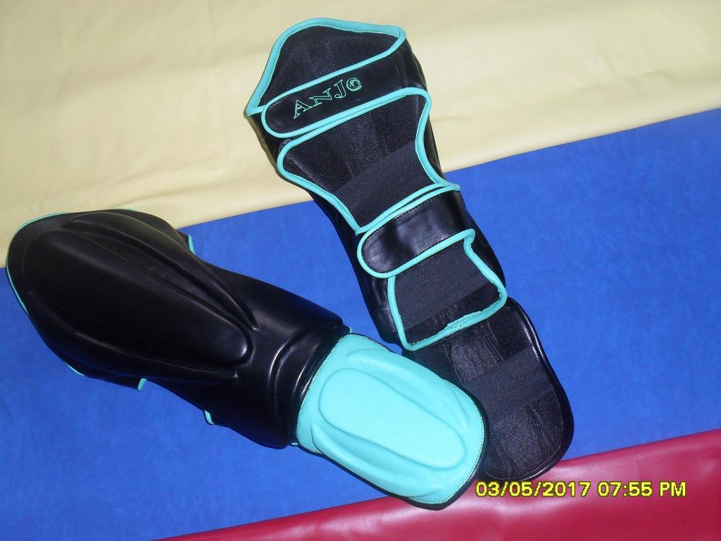 CANILLERA PARA KICK BOXING