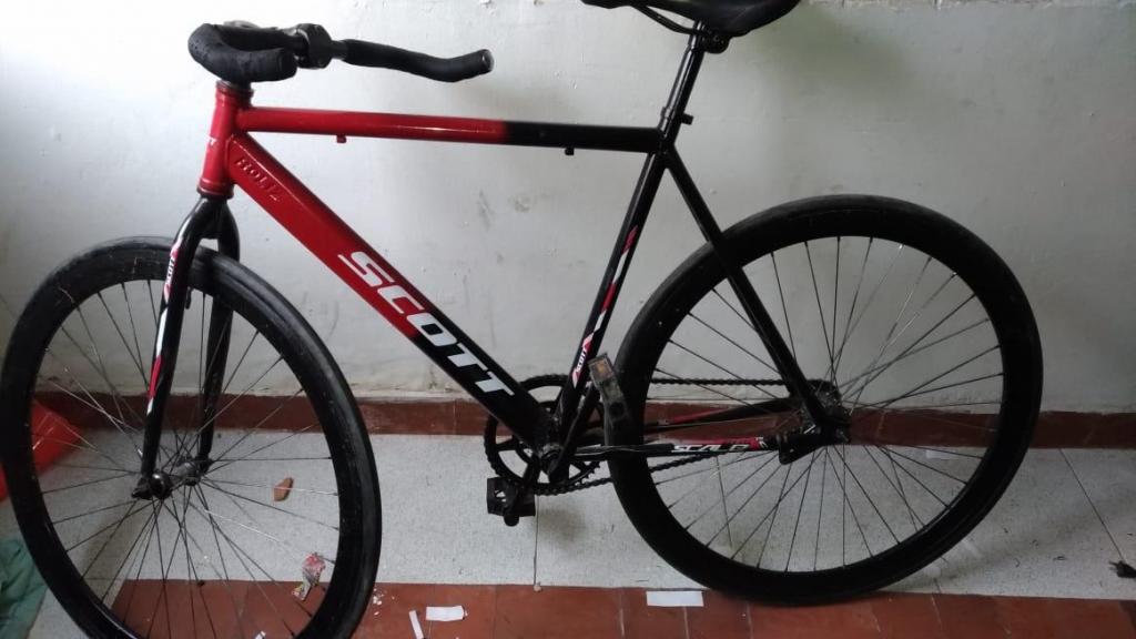 Vendo bicicleta exelente estado