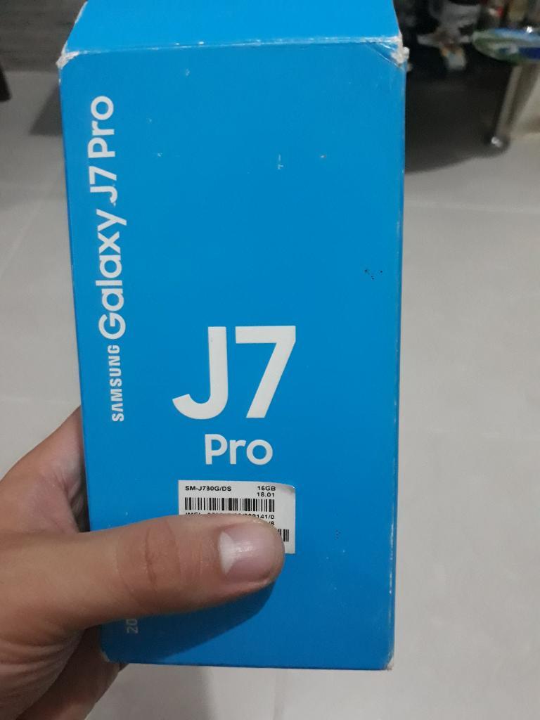 J7 Pro 