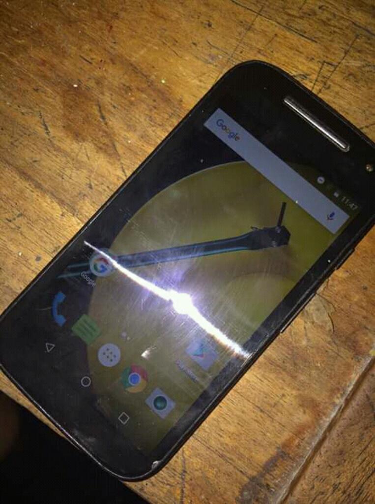 Vendo O Cambio Moto E2