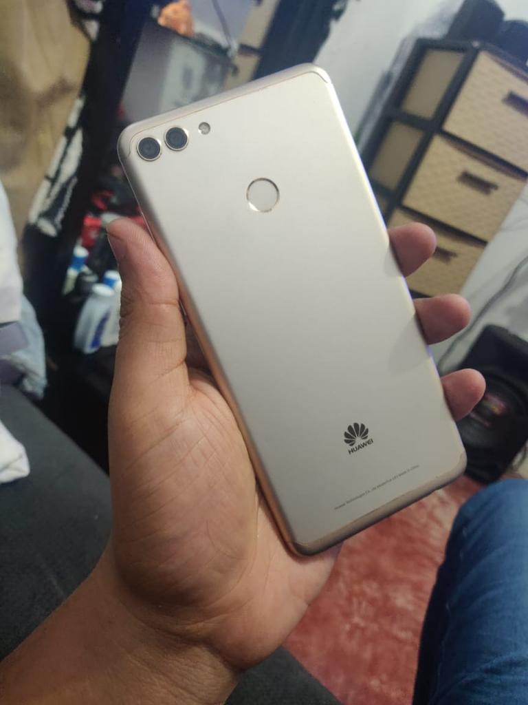 Huawei Y