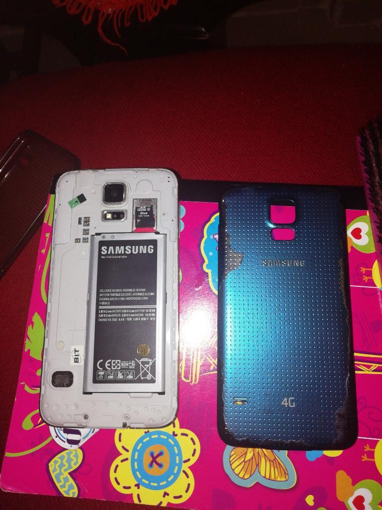 Se Vende Samsung S5 en Buen Estado