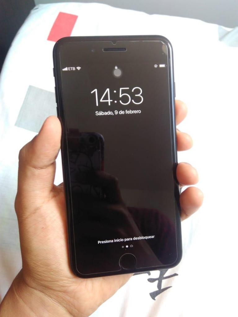 iPhone 7Plus 128gb Negociable